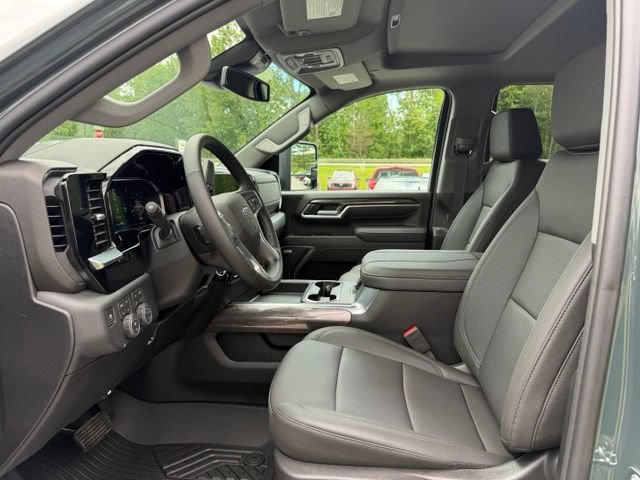 New 2026 Chevrolet Silverado 3500 LTZ w/ LTZ Plus Package AWD/4WD image 19