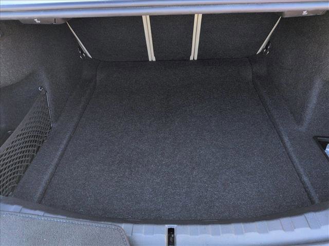 Used 2025 BMW 330i Sedan w/ Convenience Package RWD image 6
