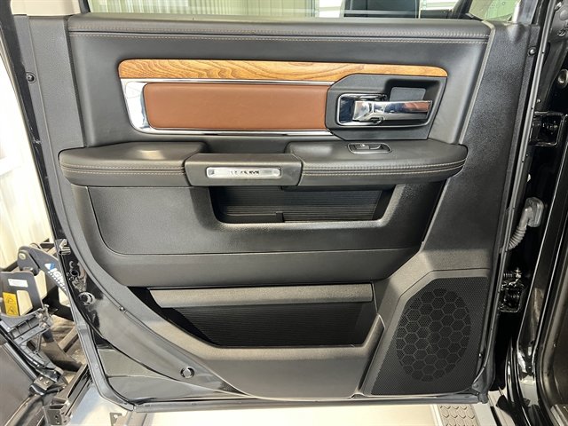 Used 2017 RAM 2500 Longhorn w/ Convenience Group image 15