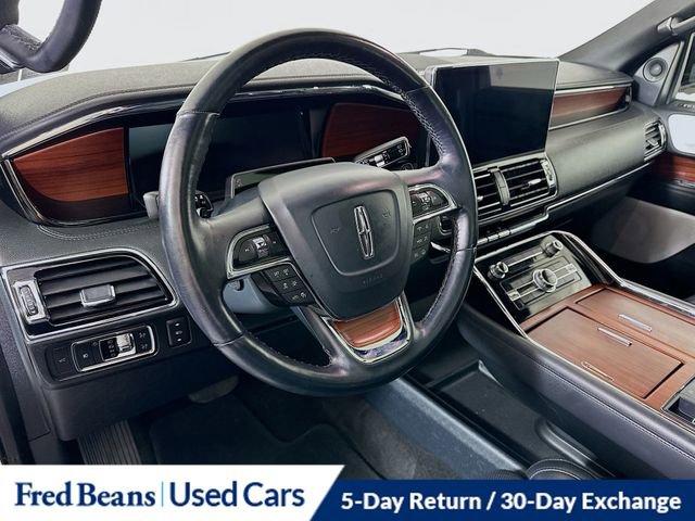 Certified 2023 Lincoln Navigator L Reserve AWD/4WD image 11