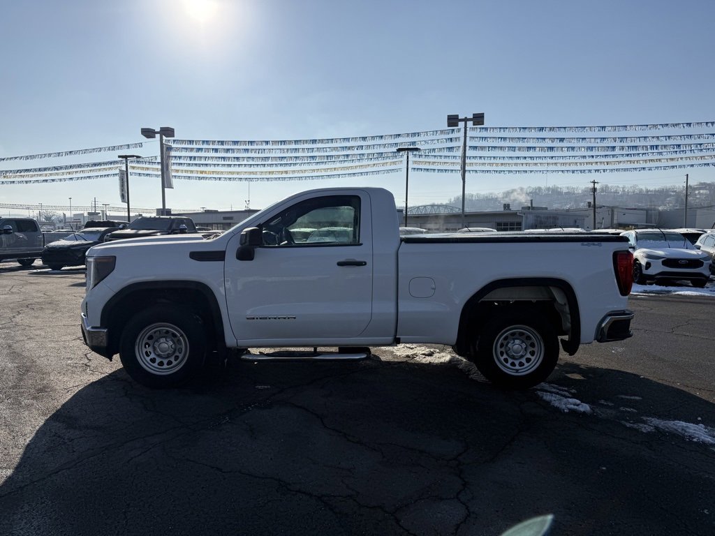 Used 2023 GMC Sierra 1500 Pro w/ Pro Value Package image 3