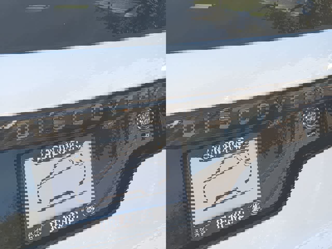 Used 2023 Land Rover Discovery HSE R-Dynamic image 13