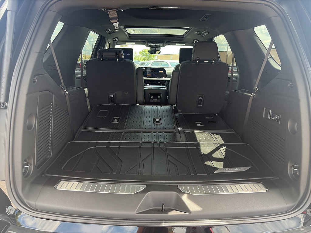 New 2026 Chevrolet Tahoe Premier AWD/4WD image 17