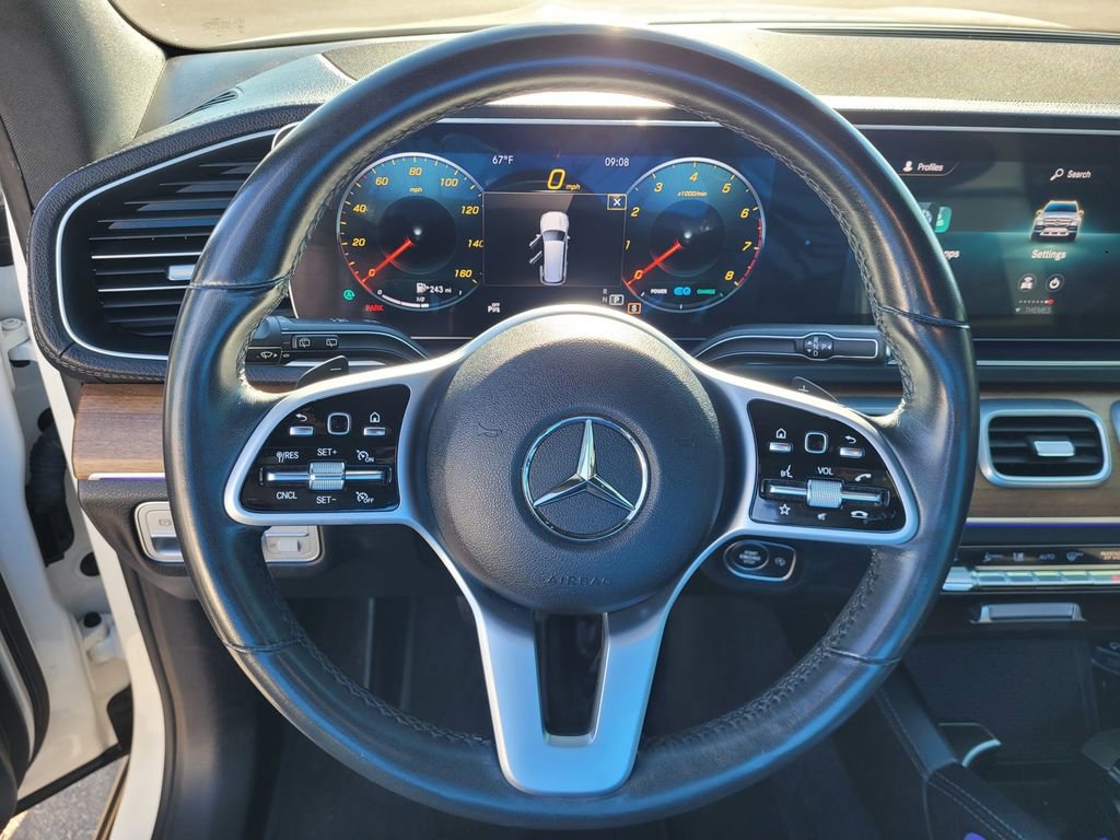 Used 2020 Mercedes-Benz GLS 450 4MATIC image 21