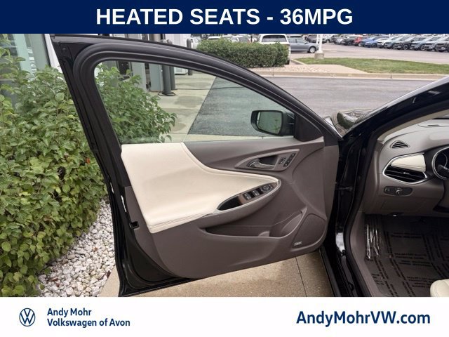 Used 2024 Chevrolet Malibu LT FWD image 12
