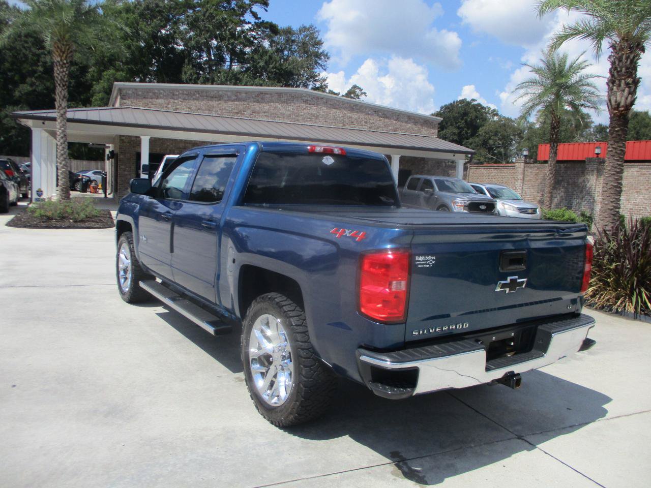 Used 2018 Chevrolet Silverado 1500 LT w/ Texas Edition AWD/4WD image 29