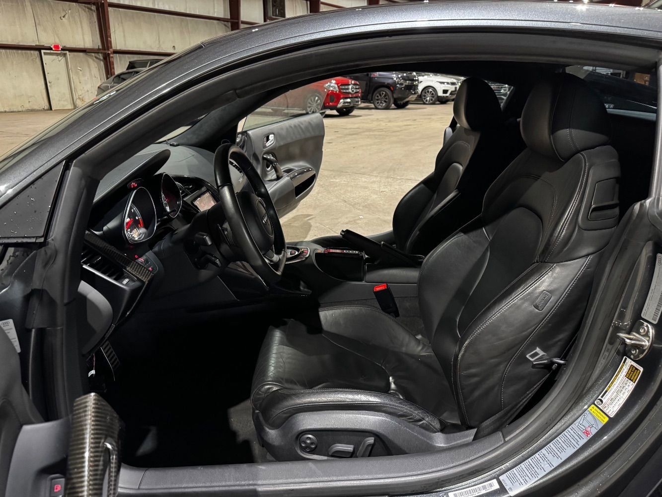 Used 2009 Audi R8 V8 image 16