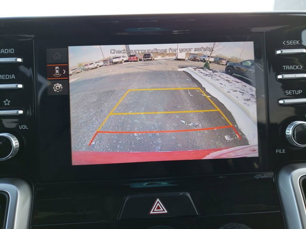 Used 2022 Kia Sorento LX image 19