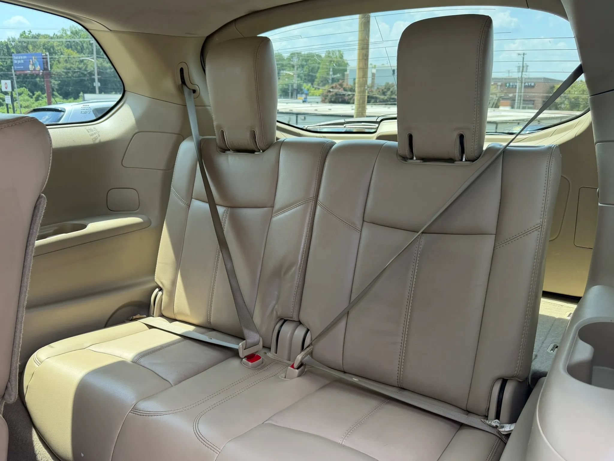 Used 2014 Nissan Pathfinder SL FWD image 16