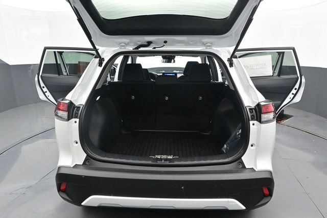 New 2026 Toyota Corolla Cross LE FWD image 12