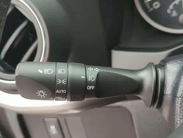 Used 2023 Toyota Tacoma SR5 w/ Technology Package AWD/4WD image 25