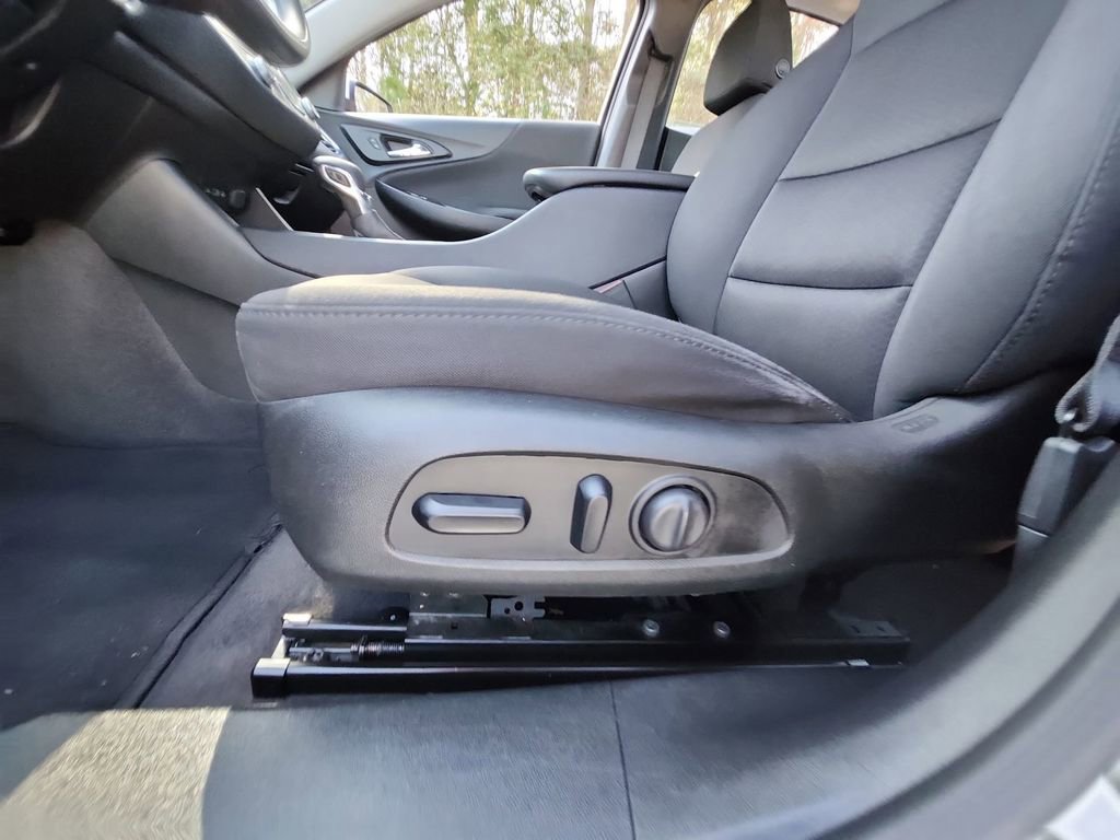 Certified 2021 Chevrolet Malibu LT image 38