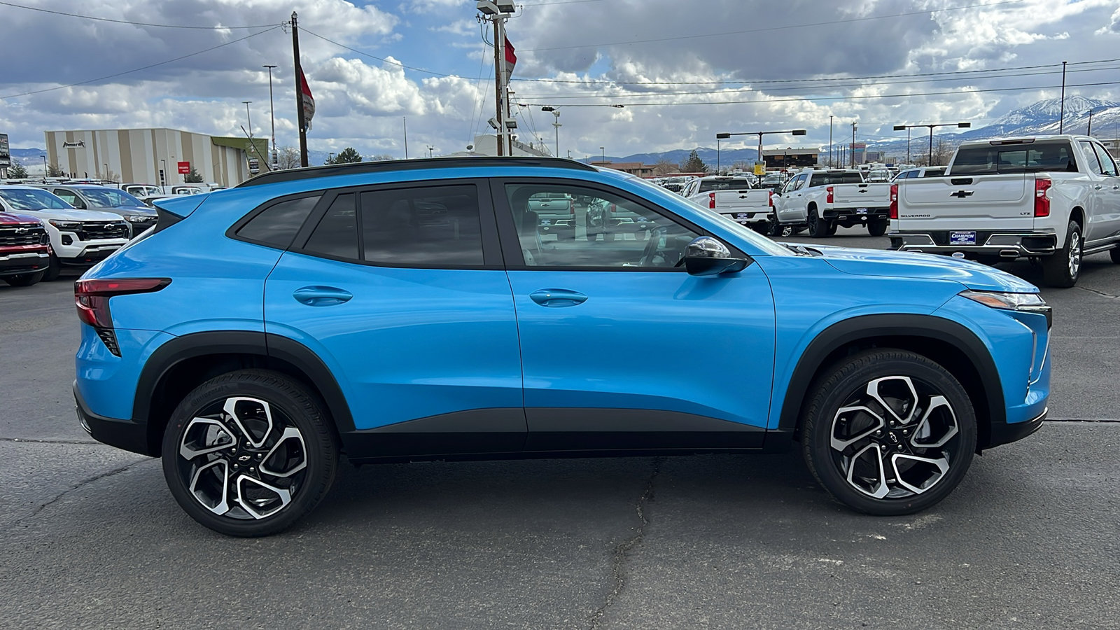 New 2025 Chevrolet Trax RS w/ Driver Confidence Package image 4