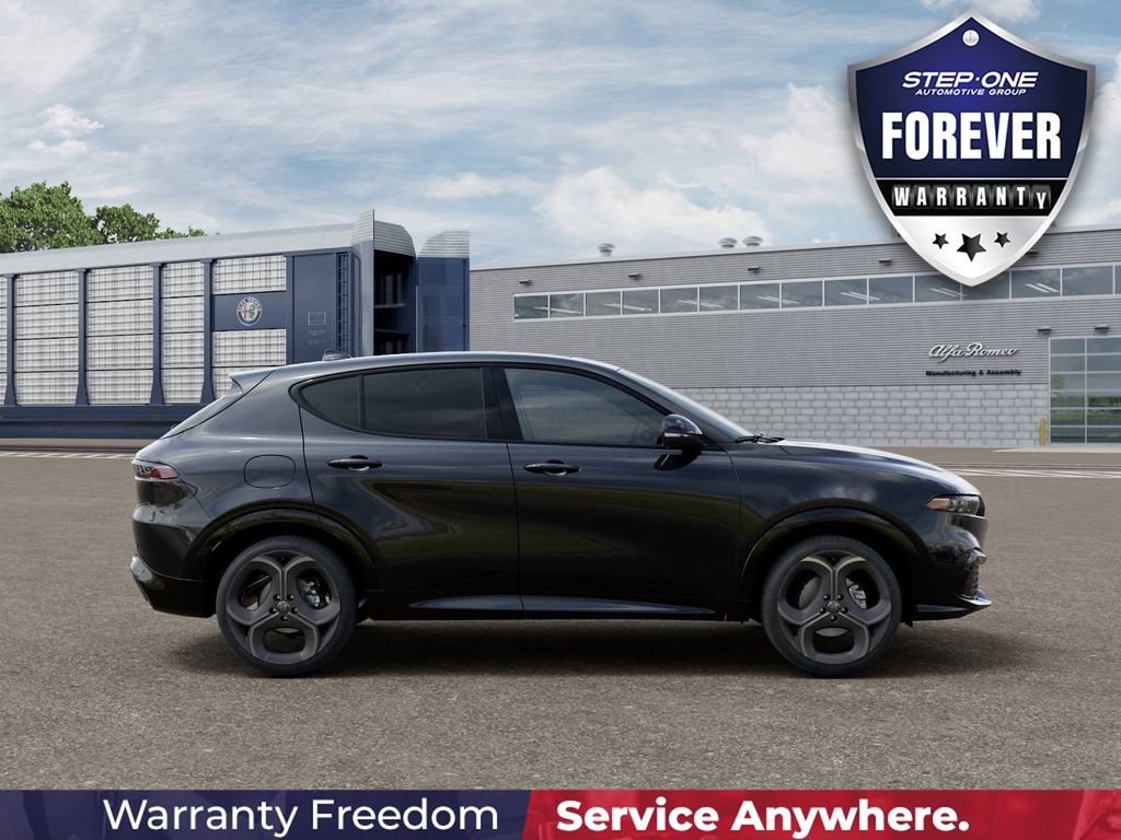 New 2026 Alfa Romeo Tonale w/ Red Premium Package AWD/4WD image 87
