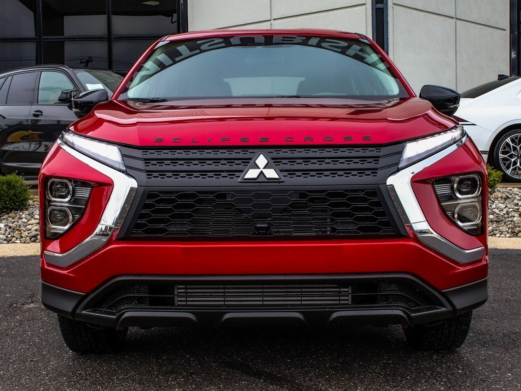 New 2026 Mitsubishi Eclipse Cross LE image 2