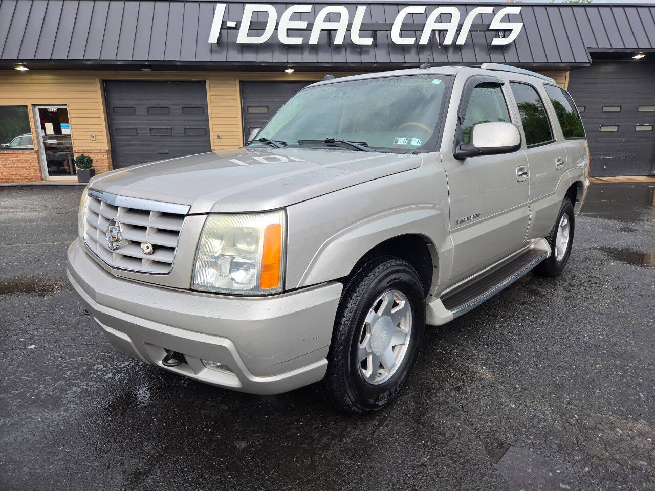 Used 2004 Cadillac Escalade AWD image 48