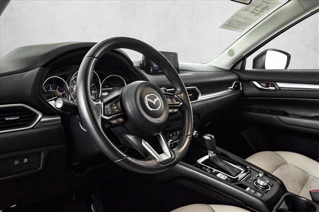 Used 2019 MAZDA CX-5 Touring image 11
