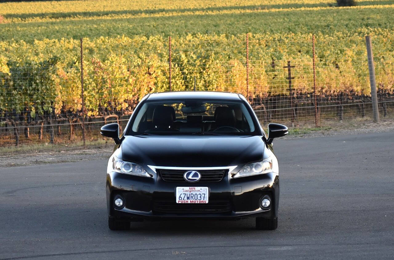 Used 2013 Lexus CT 200h image 2