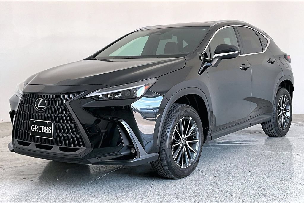 Used 2025 Lexus NX 250 FWD w/ Premium Package image 5