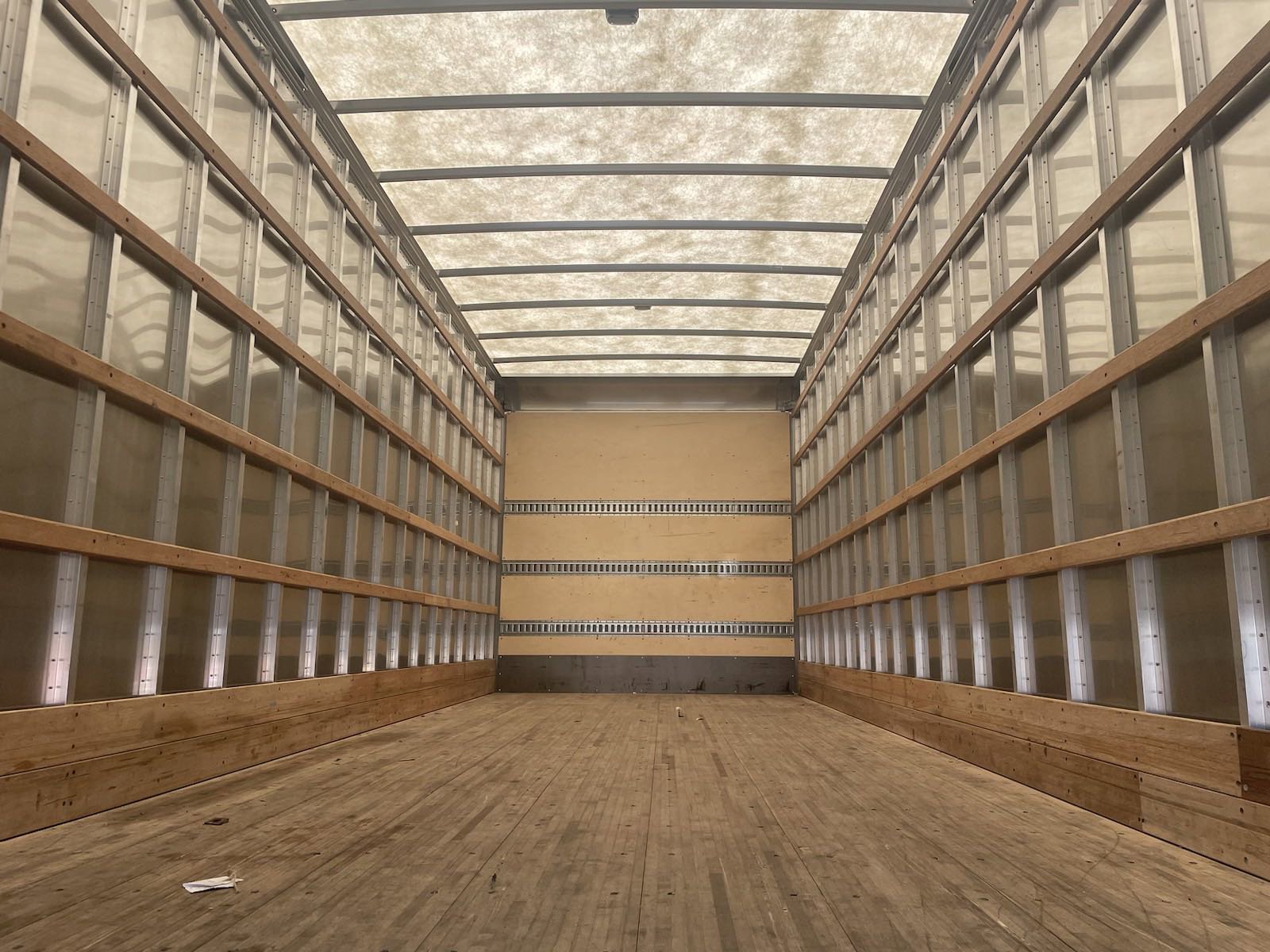 Used 2023 Ford F750 2WD Regular Cab Super Duty image 10