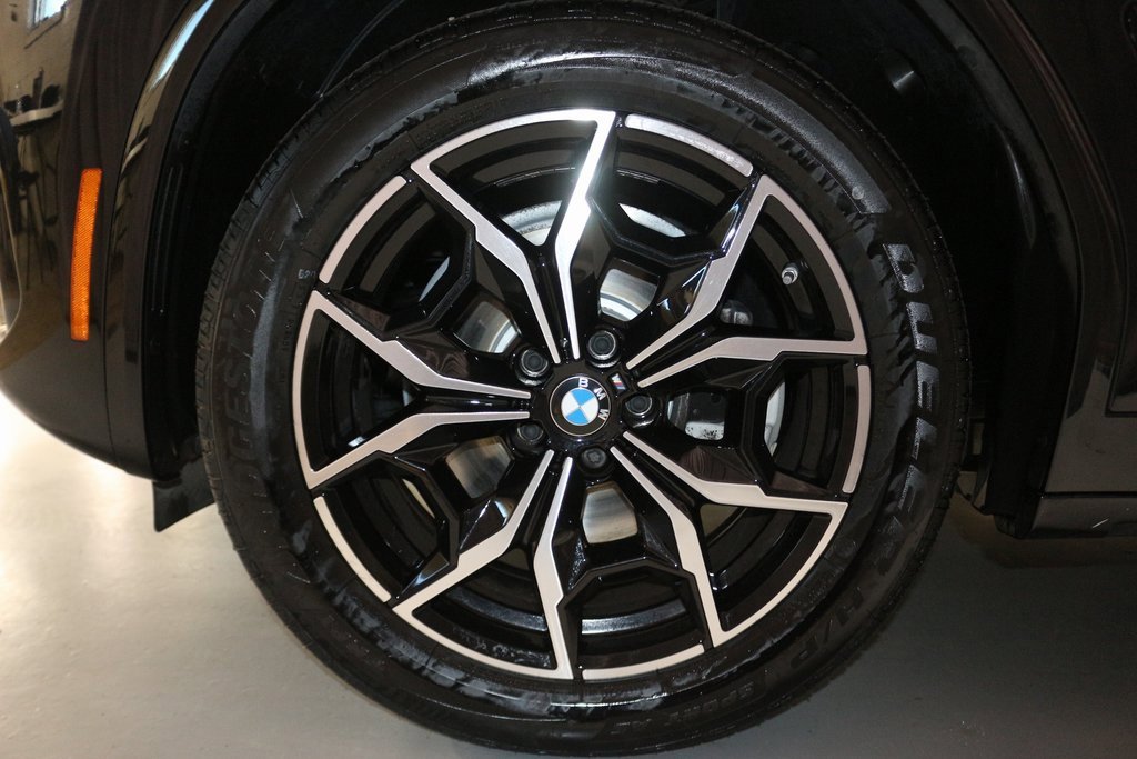 Certified 2023 BMW X4 xDrive30i w/ M Sport Package image 7