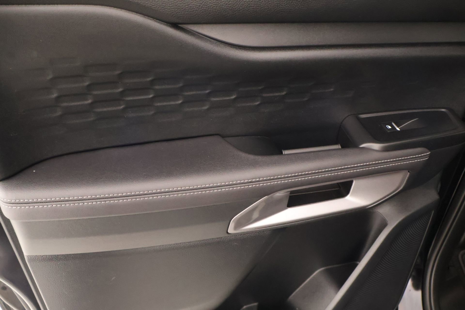 Used 2024 Ford Ranger XLT w/ FX4 Off-Road Package AWD/4WD image 16