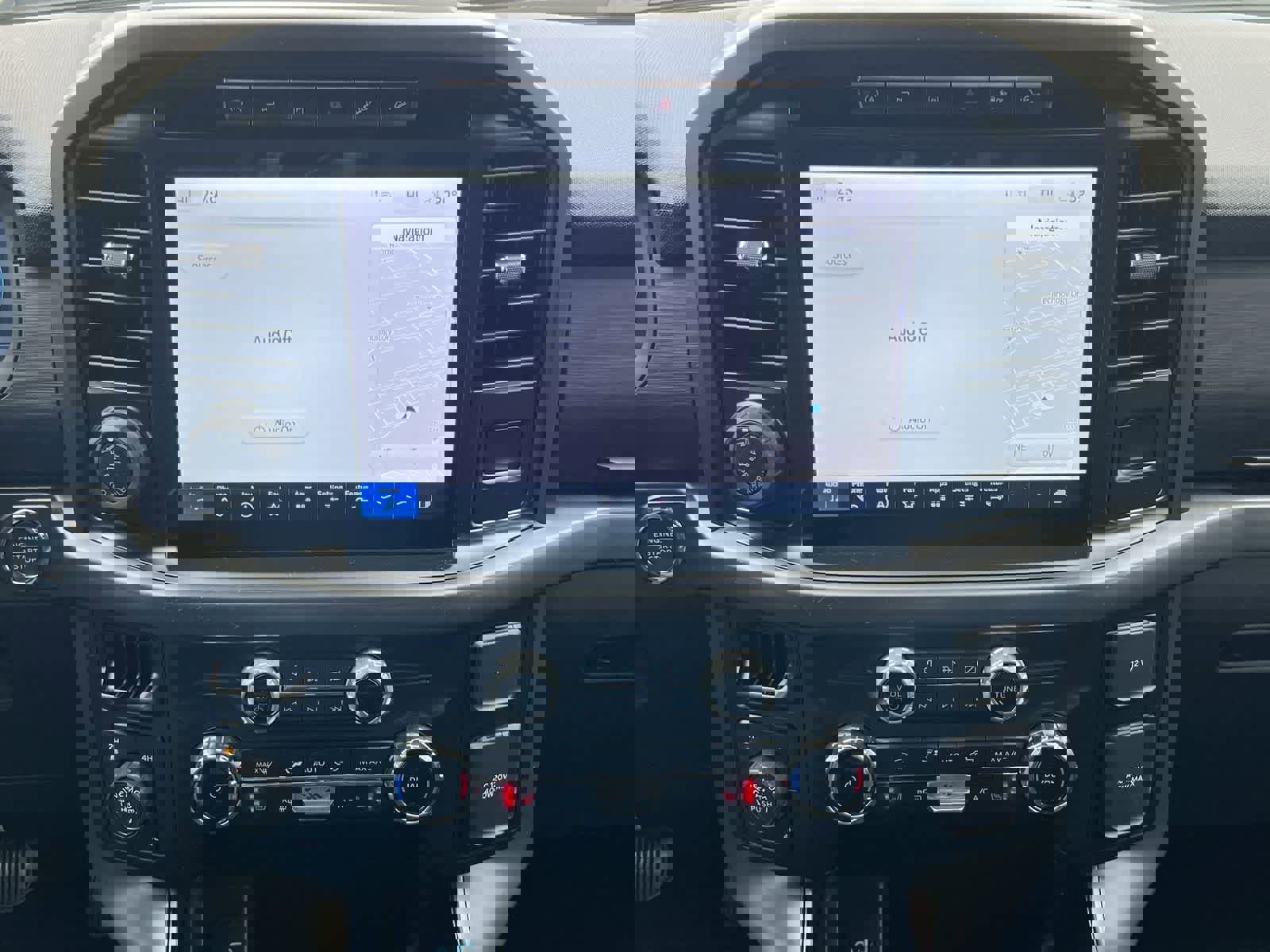 Used 2024 Ford F150 XLT w/ Equipment Group 302A MID image 26