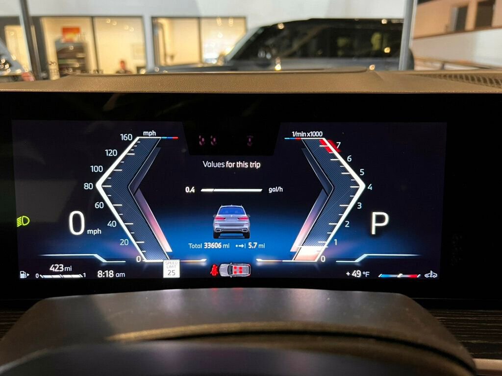 Used 2024 BMW X7 xDrive40i w/ M Sport Package image 17