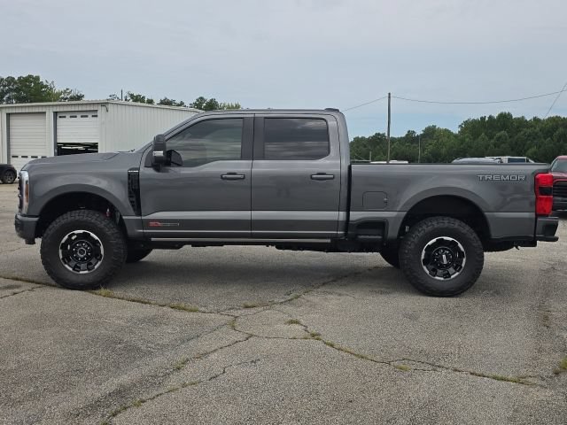 Used 2026 Ford F250 Platinum w/ Tremor Off-Road Package AWD/4WD image 2