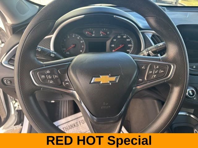 Used 2024 Chevrolet Malibu LT image 16