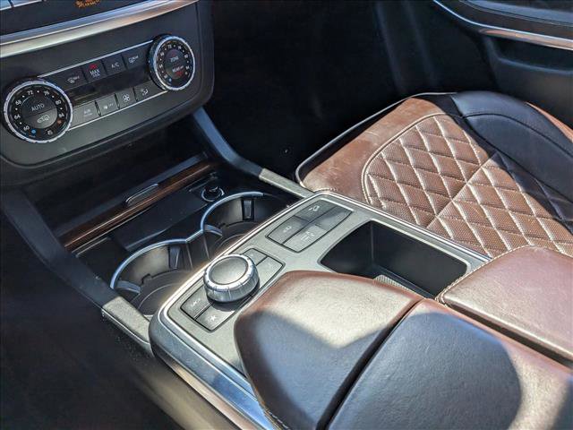 Used 2013 Mercedes-Benz GL 550 4MATIC image 11