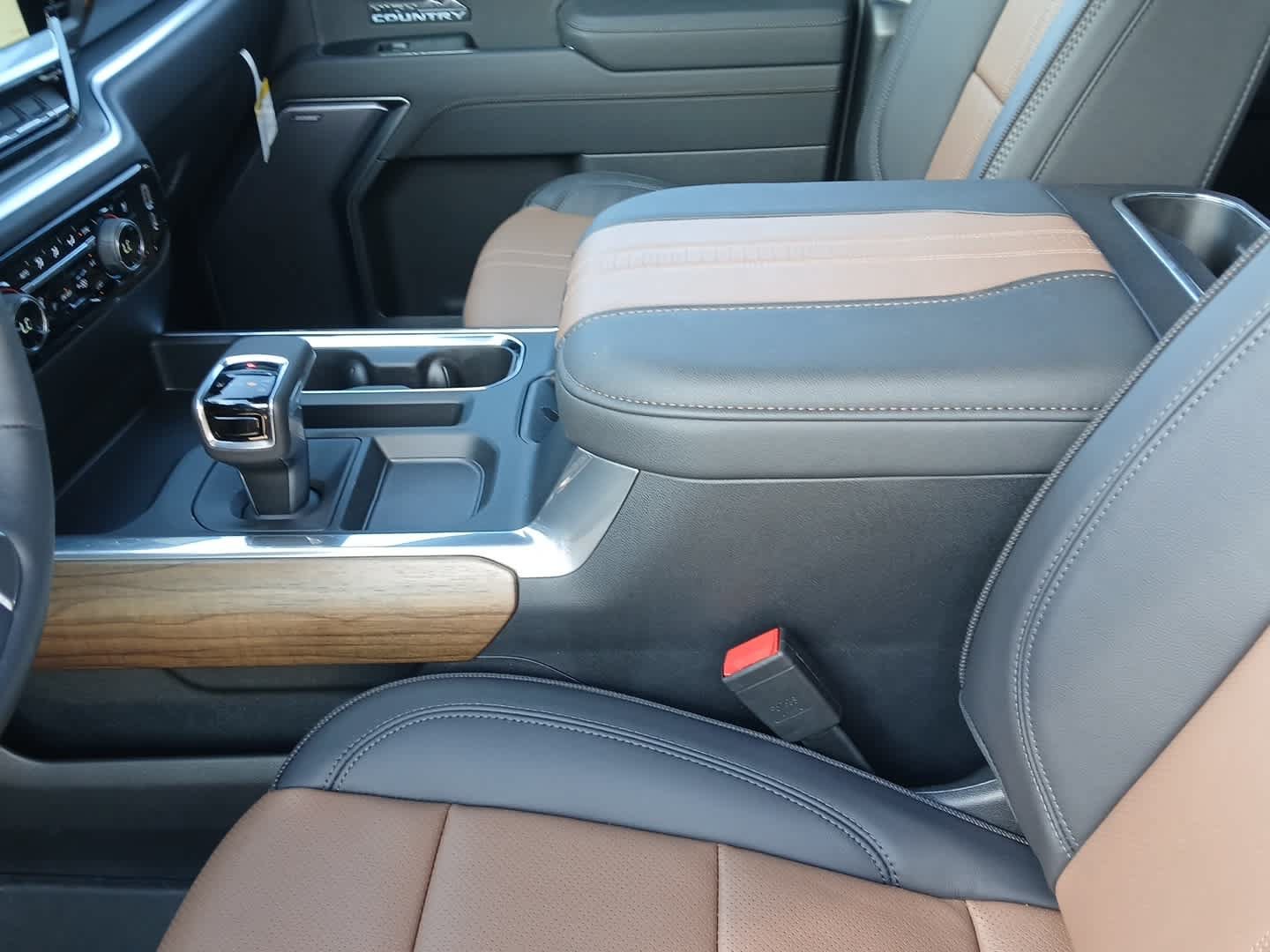 New 2026 Chevrolet Silverado 1500 High Country w/ High Country Premium Package AWD/4WD image 27
