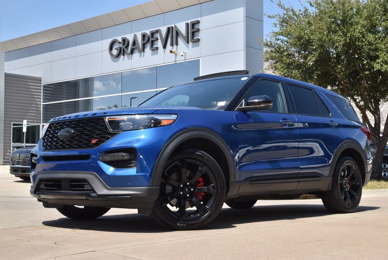 Certified 2022 Ford Explorer ST w/ Equipment Group 401A AWD/4WD image 2