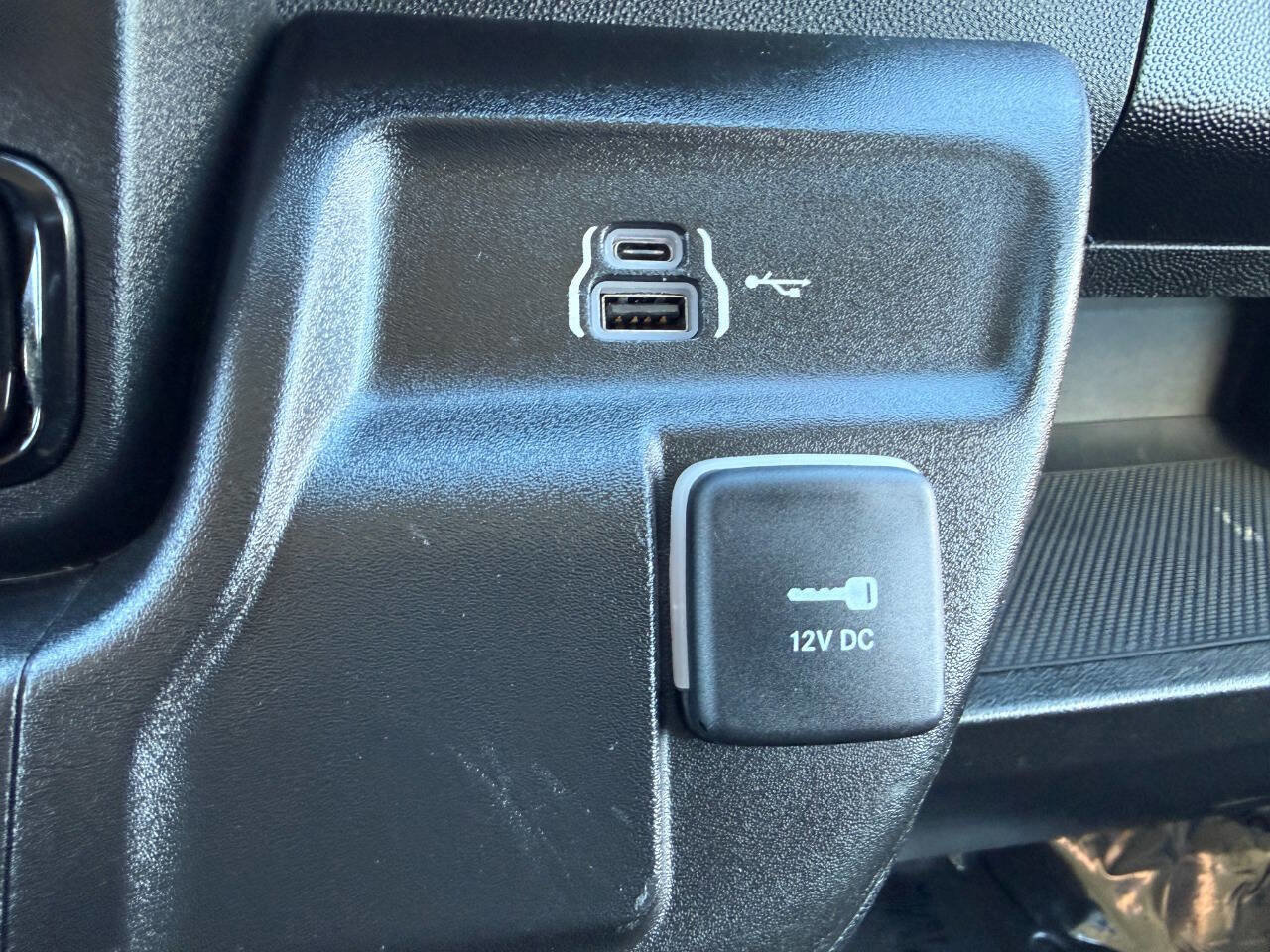 Used 2025 RAM ProMaster 2500 w/ Convenience Group FWD image 40