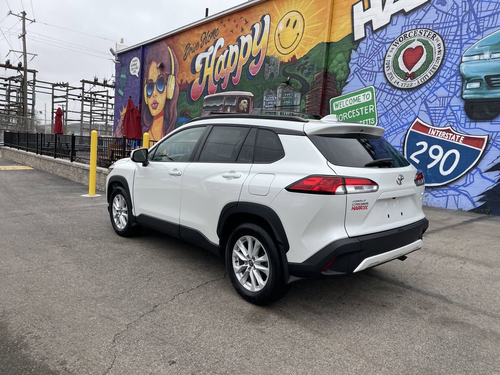 Used 2023 Toyota Corolla Cross LE w/ Moonroof Package AWD/4WD image 3