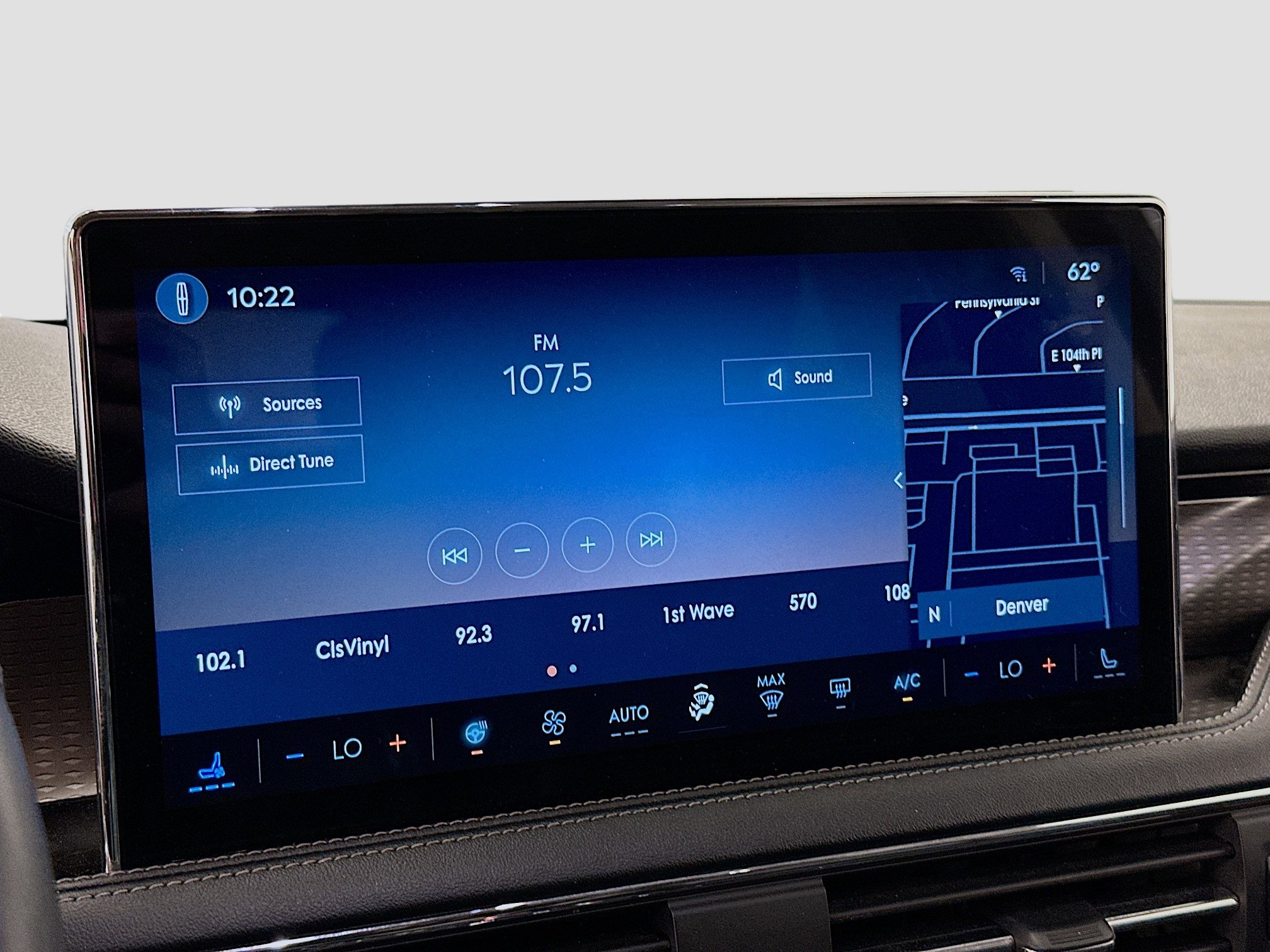 Used 2024 Lincoln Corsair Reserve w/ Equipment Group 201A image 21