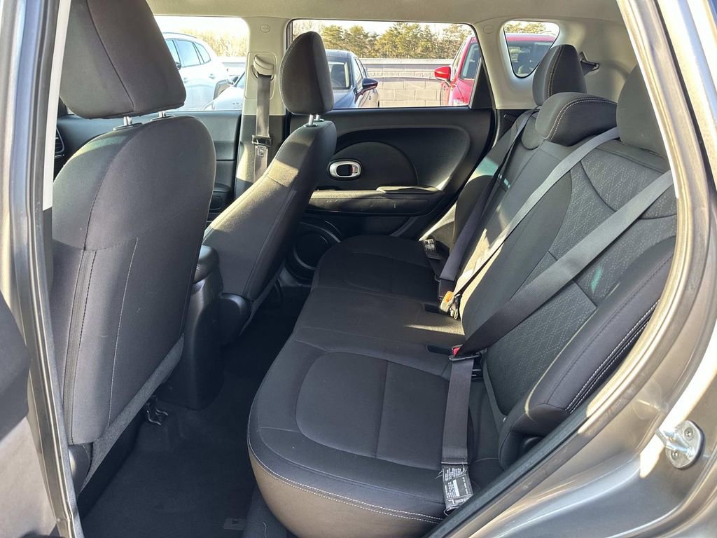 Used 2016 Kia Soul w/ Option Group 020 image 26