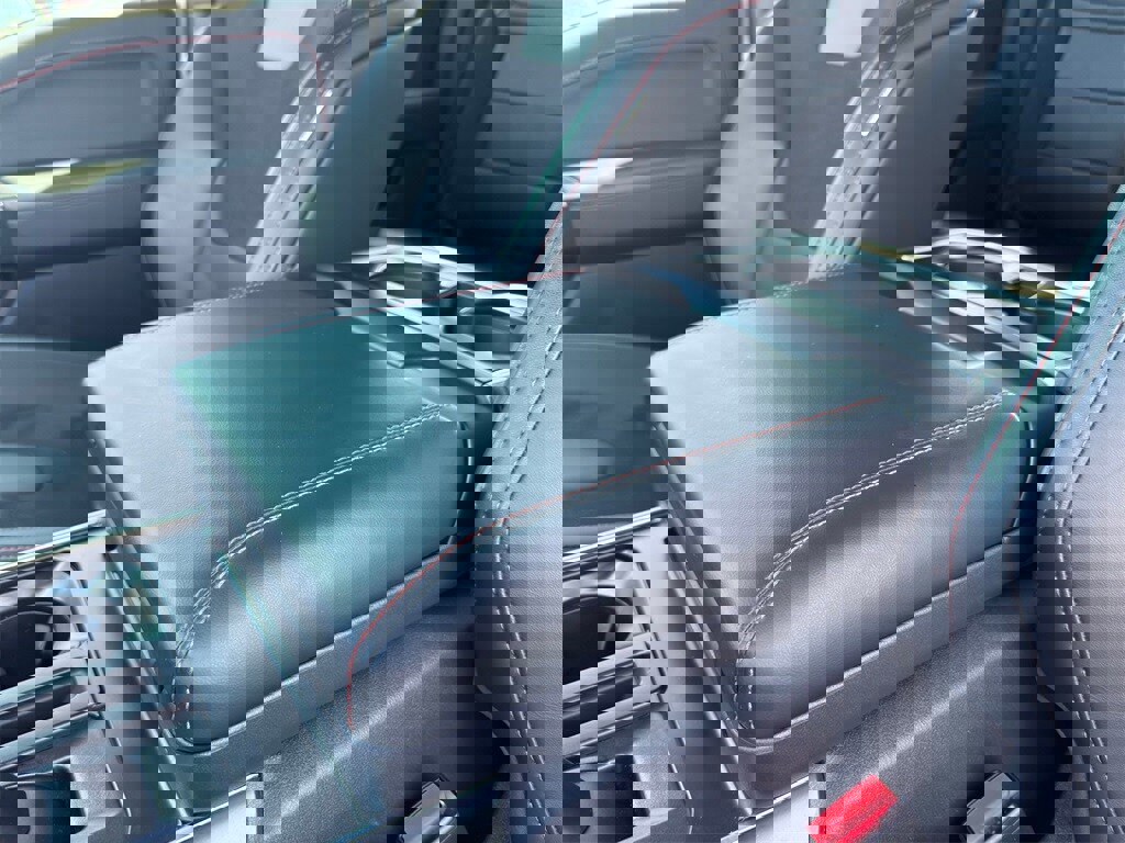 Used 2025 Ford F150 Raptor image 19