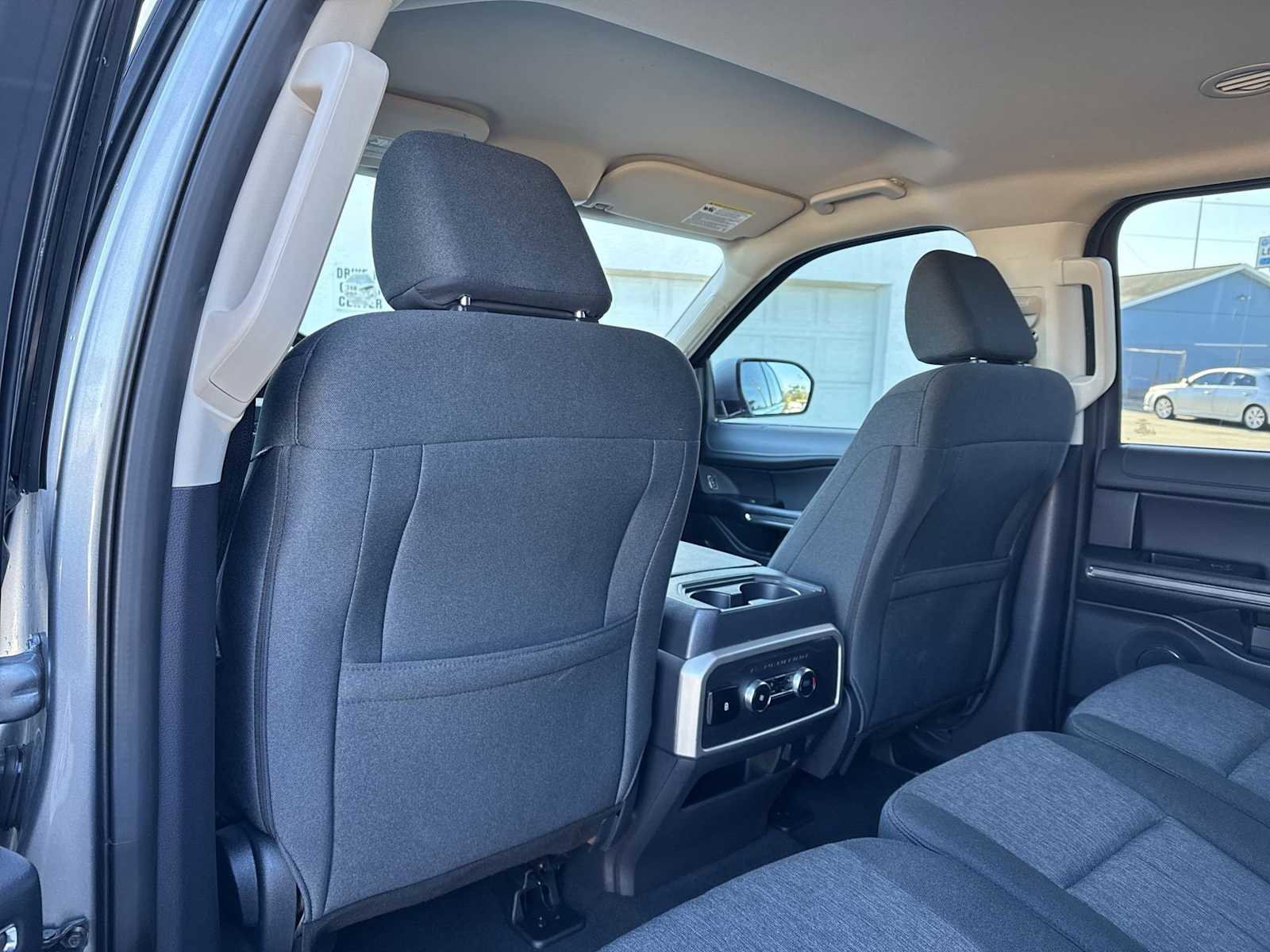 Used 2024 Ford Expedition XLT image 17
