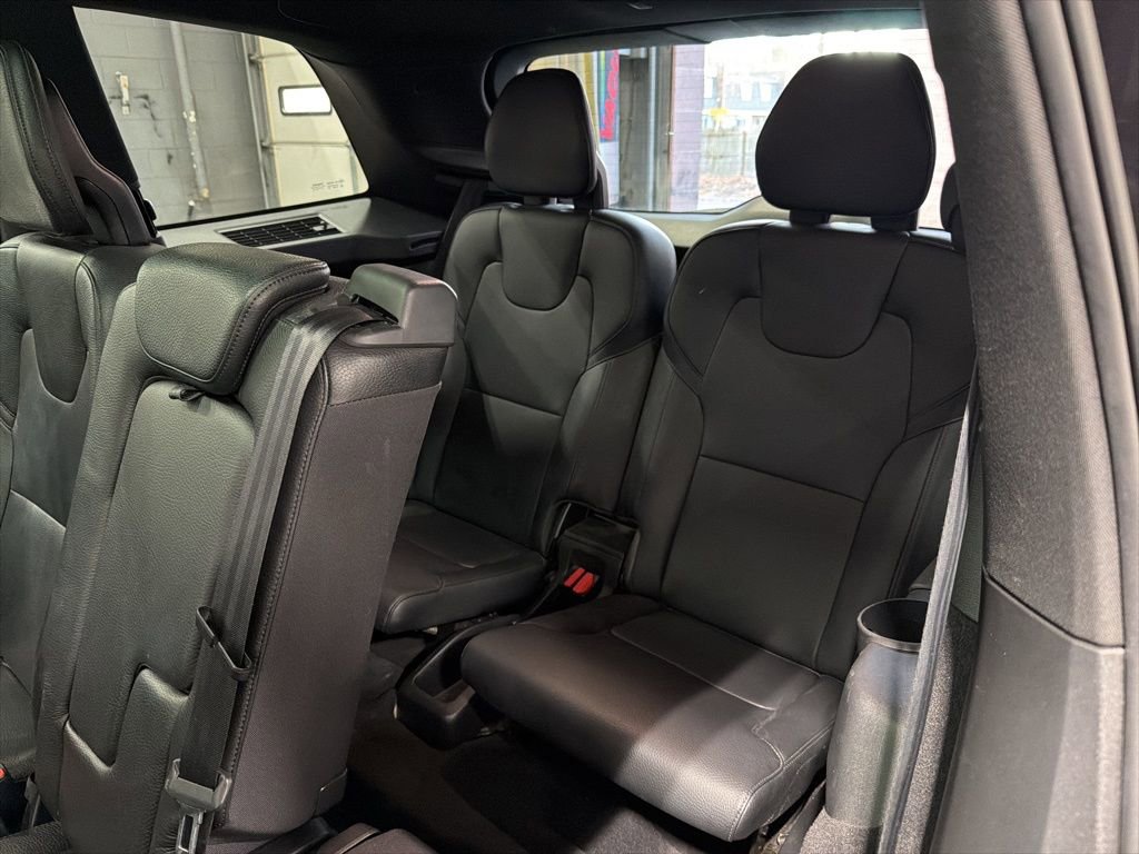 Used 2018 Volvo XC90 T6 Momentum w/ Protection Package Premier image 24