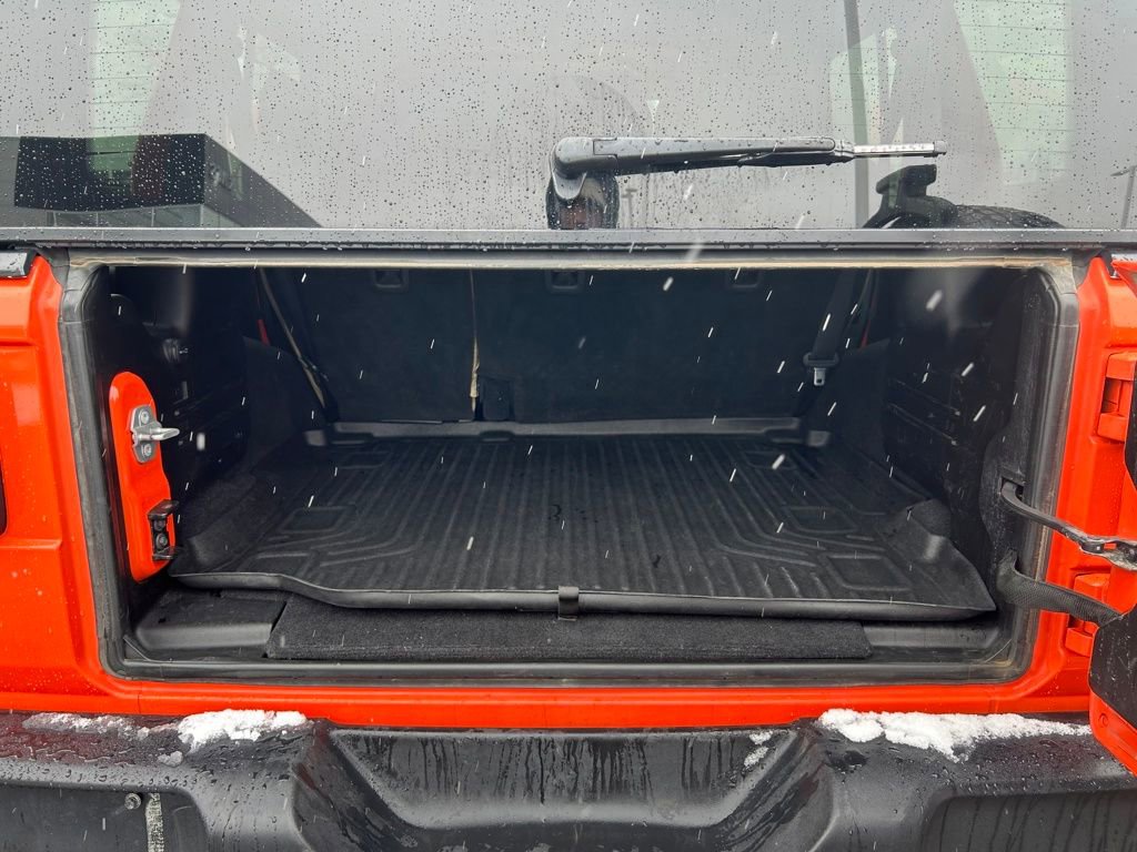 Used 2018 Jeep Wrangler Unlimited Sport image 26