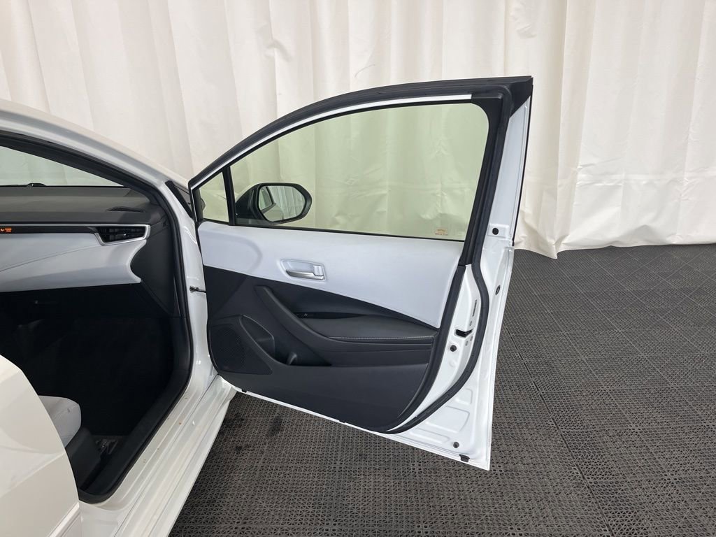 Used 2019 Toyota Corolla SE image 19
