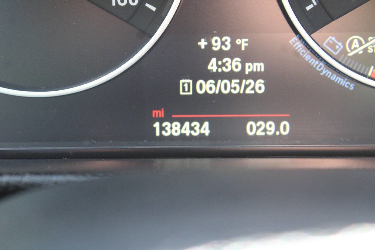 Used 2014 BMW 328i xDrive Sedan AWD/4WD image 40