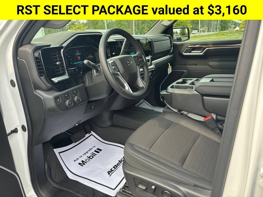 New 2026 Chevrolet Silverado 1500 RST AWD/4WD image 2