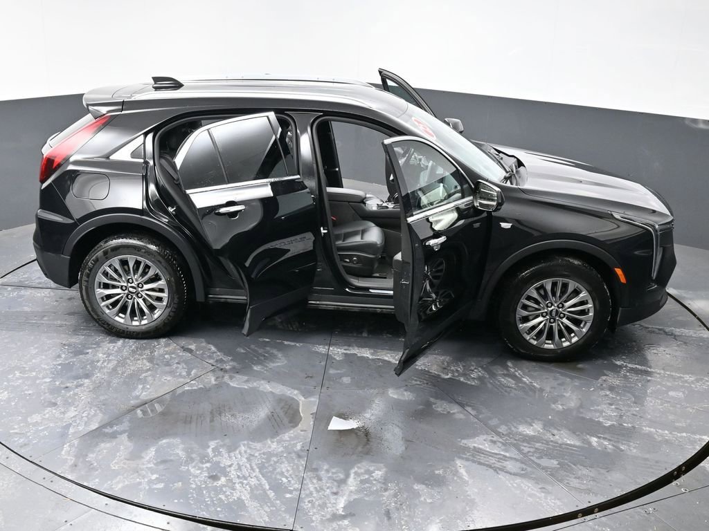 Used 2025 Cadillac XT4 Premium Luxury image 66