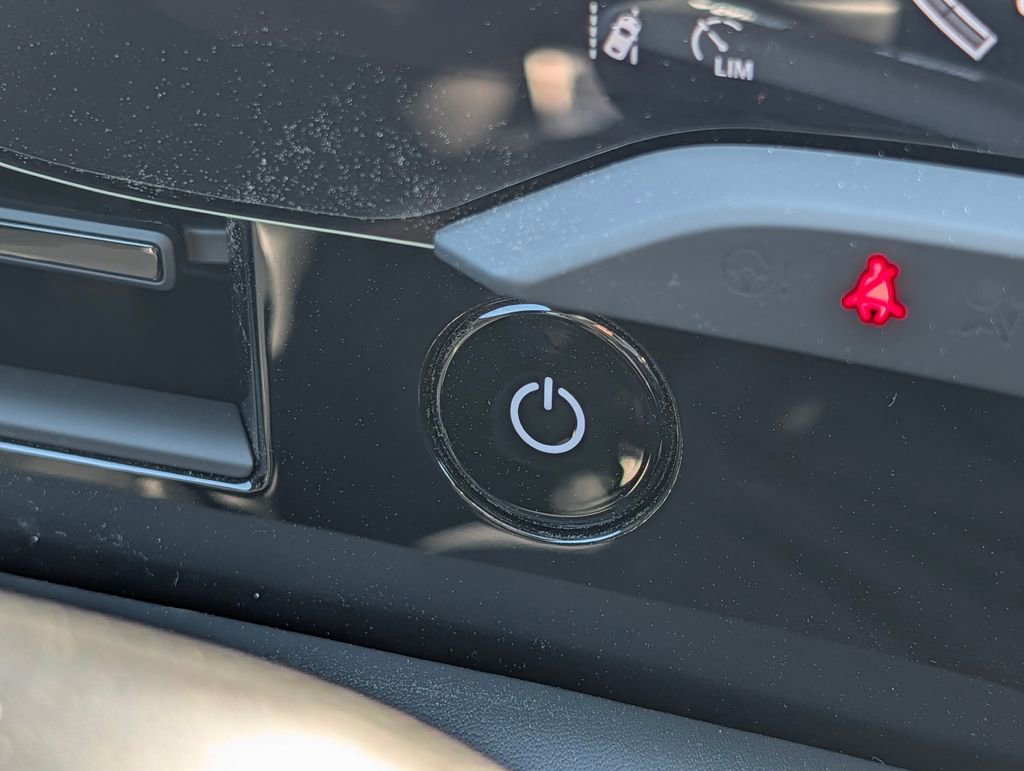 New 2026 Porsche Taycan image 36