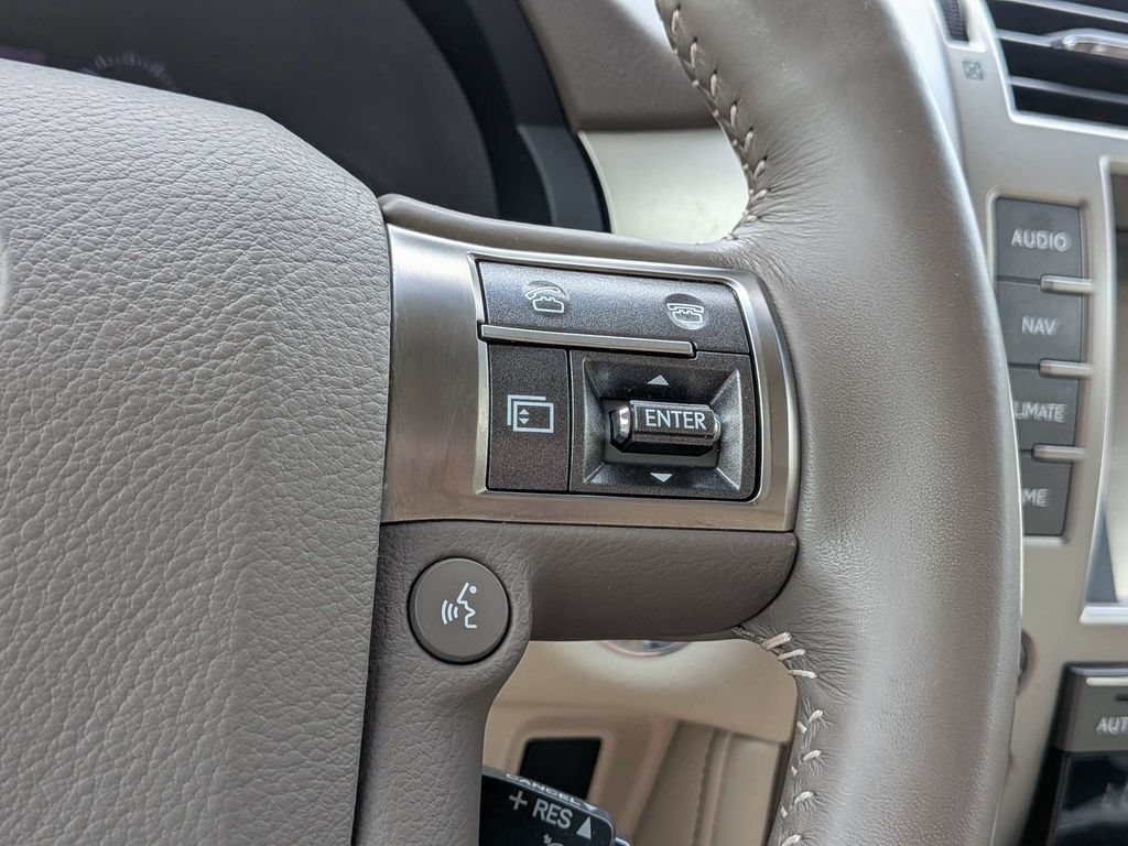 Used 2017 Lexus GX 460 Premium w/ Premium Package AWD/4WD image 33
