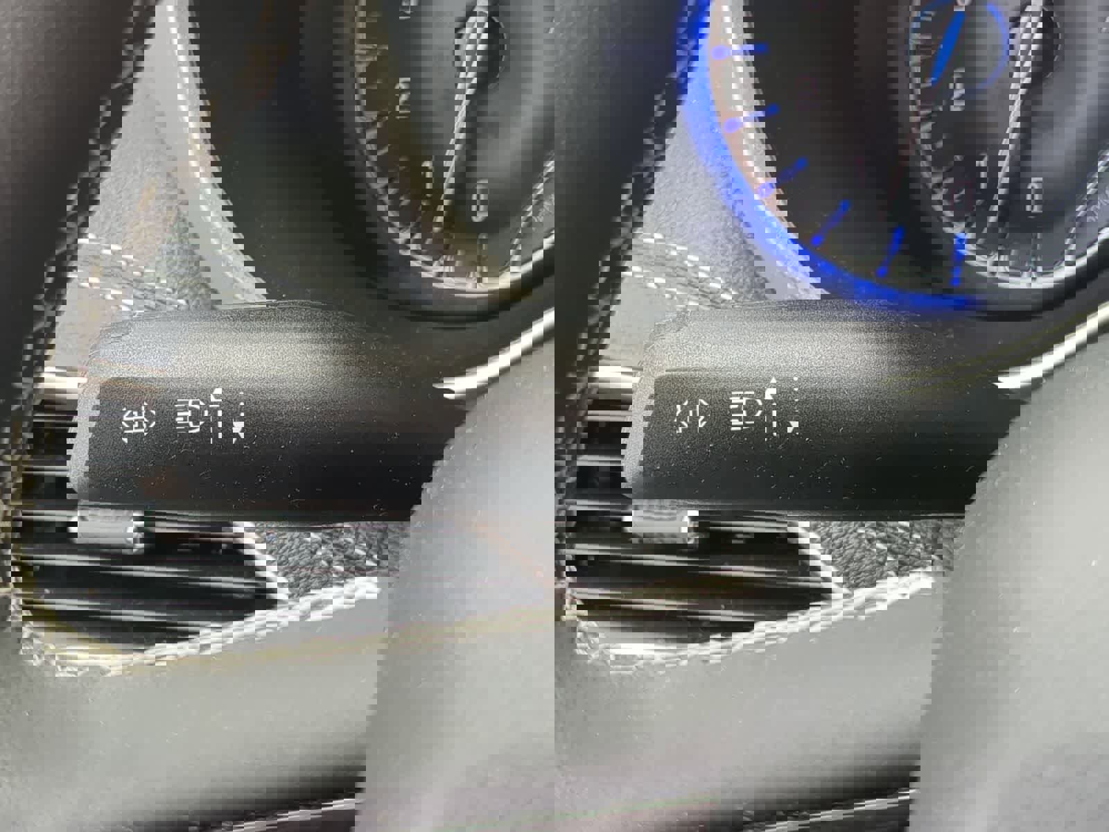 Certified 2024 Chrysler Pacifica Touring-L w/ S Appearance Package image 26