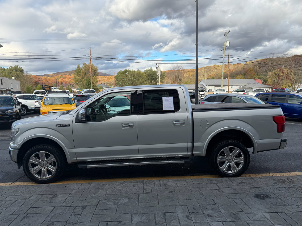 Used 2019 Ford F150 Lariat w/ Equipment Group 502A Luxury image 5