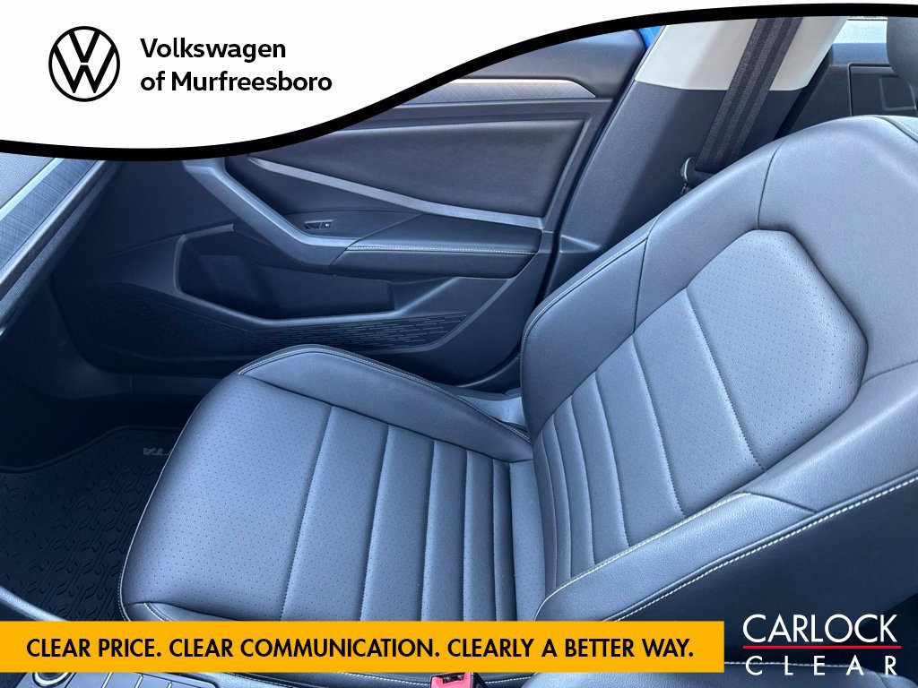 Certified 2022 Volkswagen Jetta SE FWD image 22
